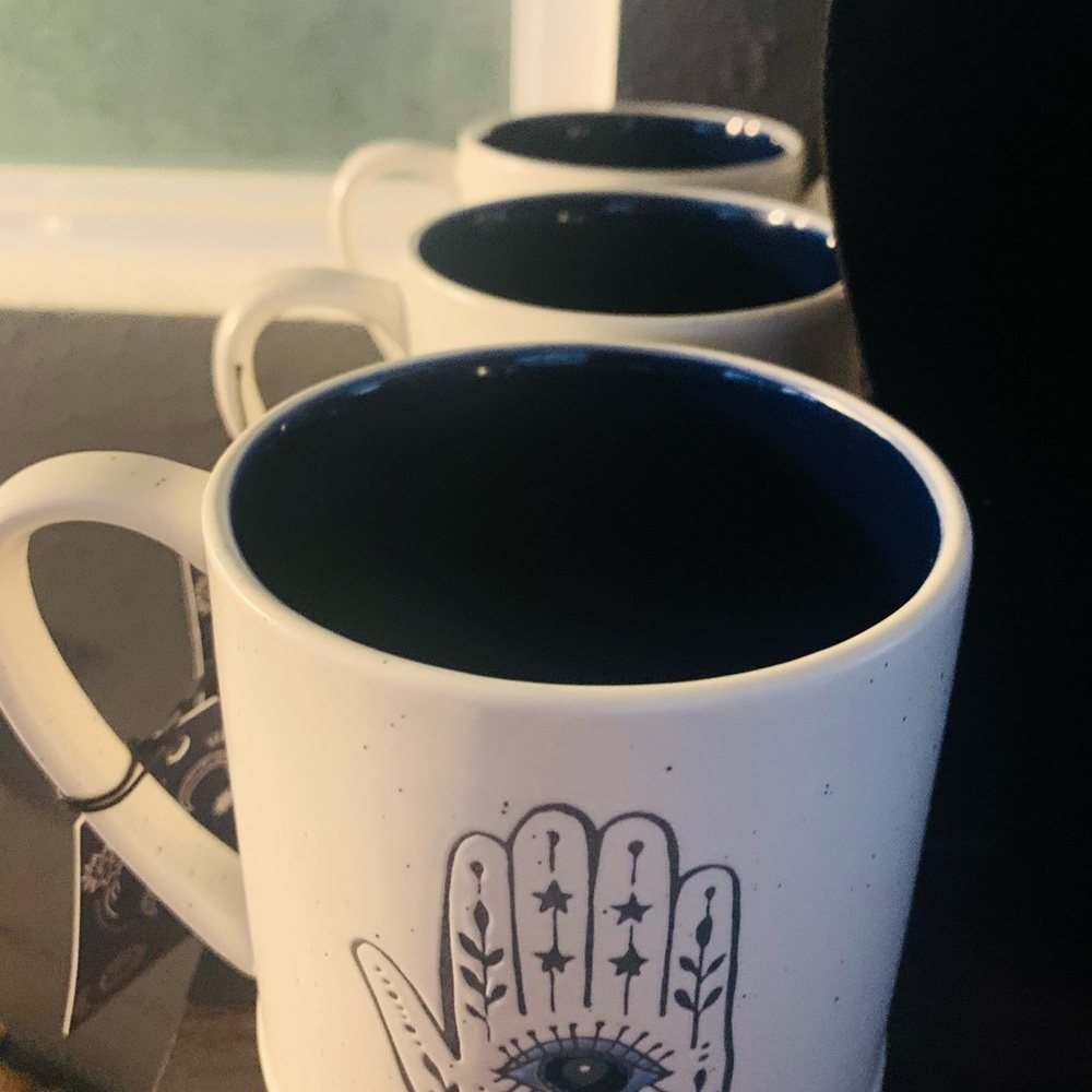 Hand of Fatima mug - Picture 2 of 2